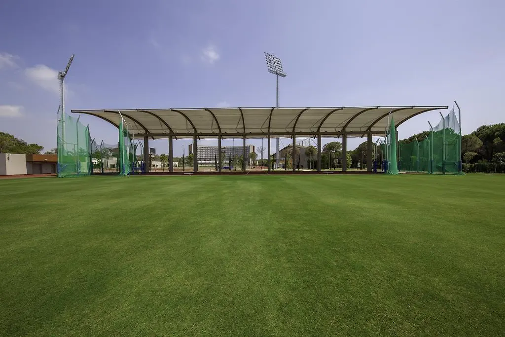 Gloria Sports Arena-1