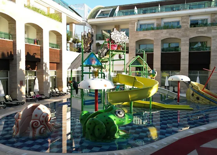 Crystal Waterworld Aqua Collection